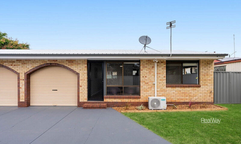 2/13 Burton St, Harristown, QLD 4350