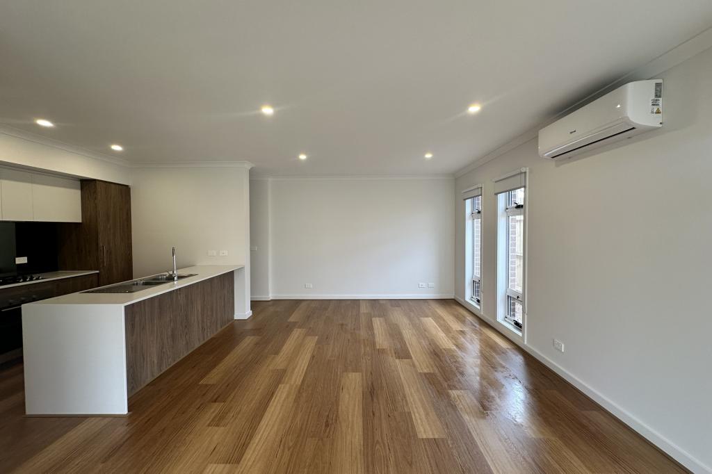 9 Texel Rd, Mambourin, VIC 3024