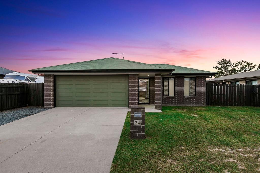 24 Larissa Way, Urangan, QLD 4655