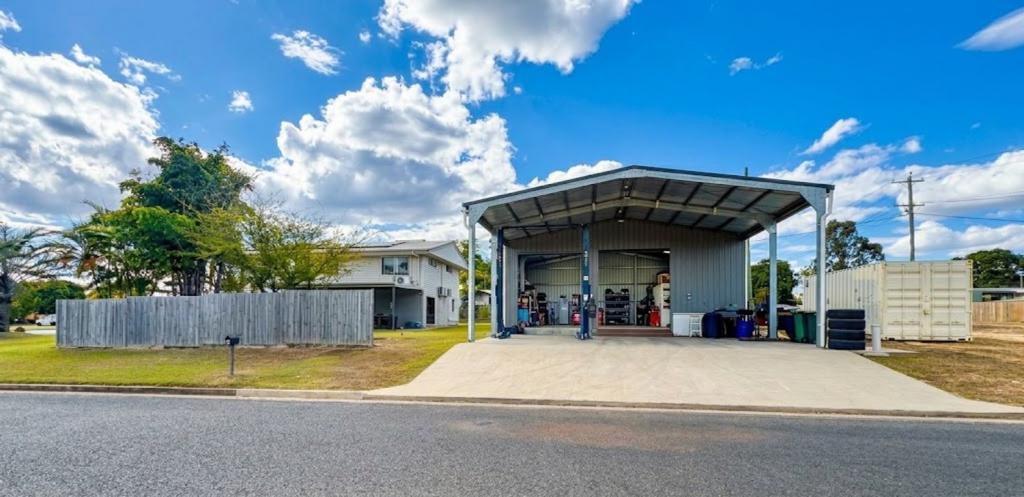 4 Reef Dr, Moranbah, QLD 4744