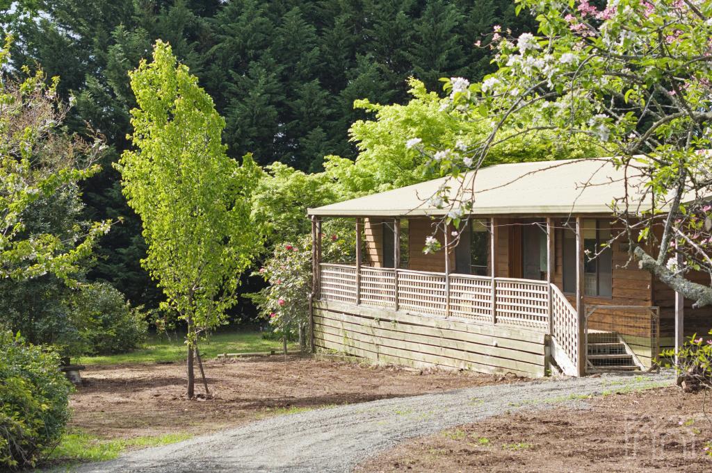 22 Dysart St, Glenlyon, VIC 3461