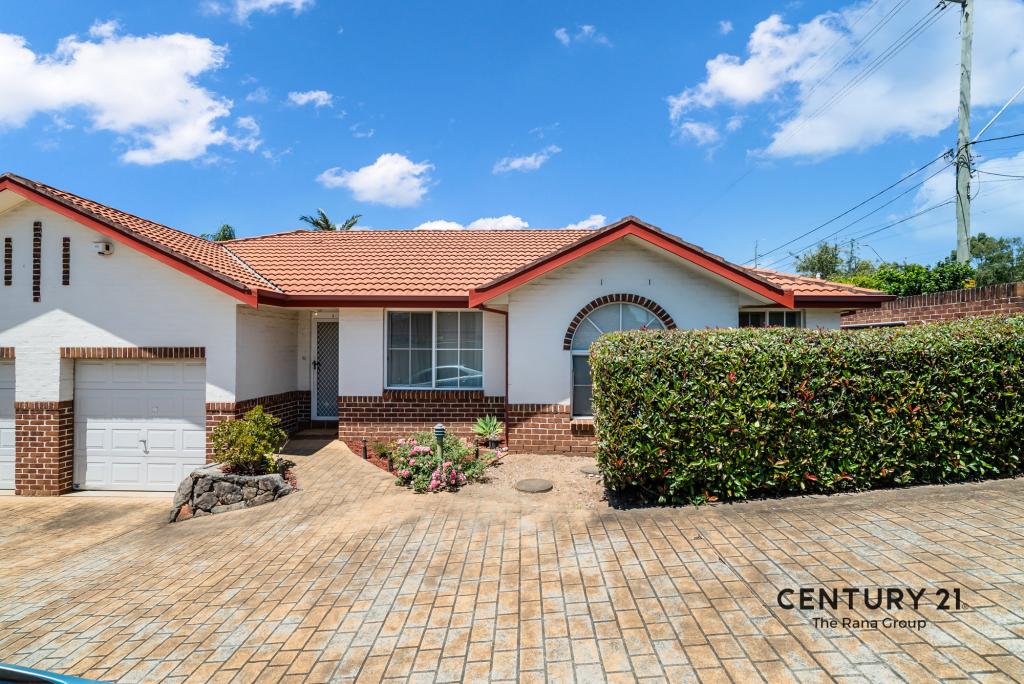 1/209 Old Windsor Rd, Northmead, NSW 2152