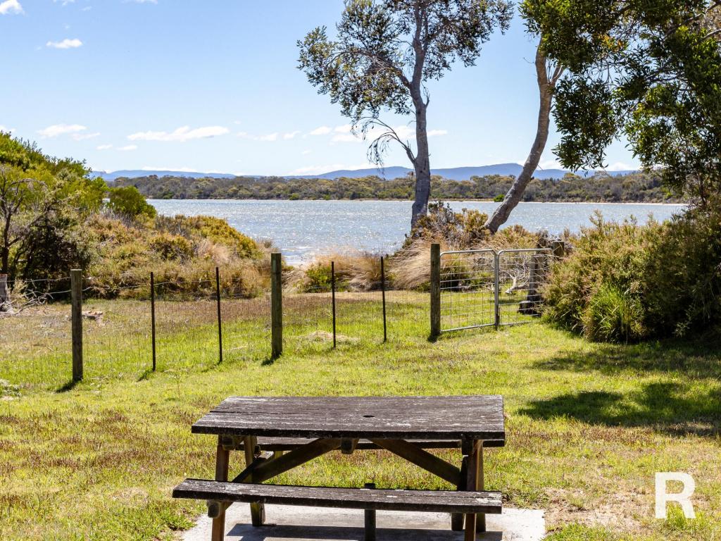 22 Swanwick Dr, Coles Bay, TAS 7215