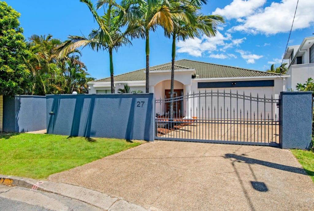 27 Flamingo Key, Broadbeach Waters, QLD 4218