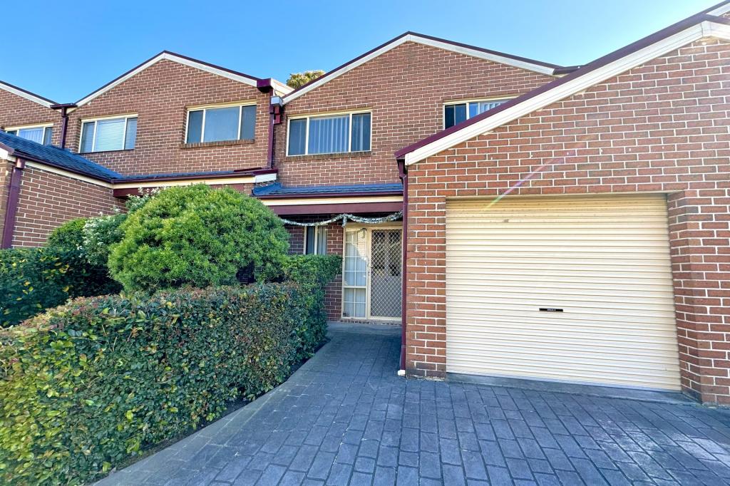 32/70 Bali Dr, Quakers Hill, NSW 2763