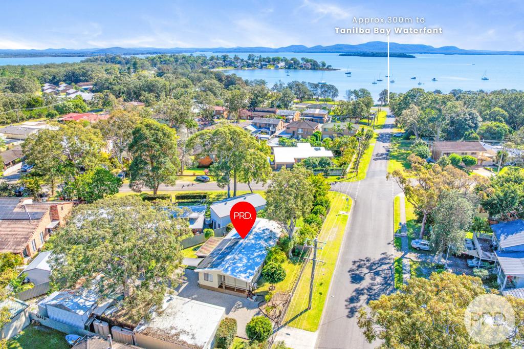 8 PRESIDENT POINCARE, TANILBA BAY, NSW 2319