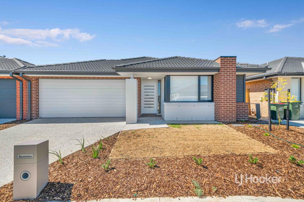 5 Earlville St, Manor Lakes, VIC 3024