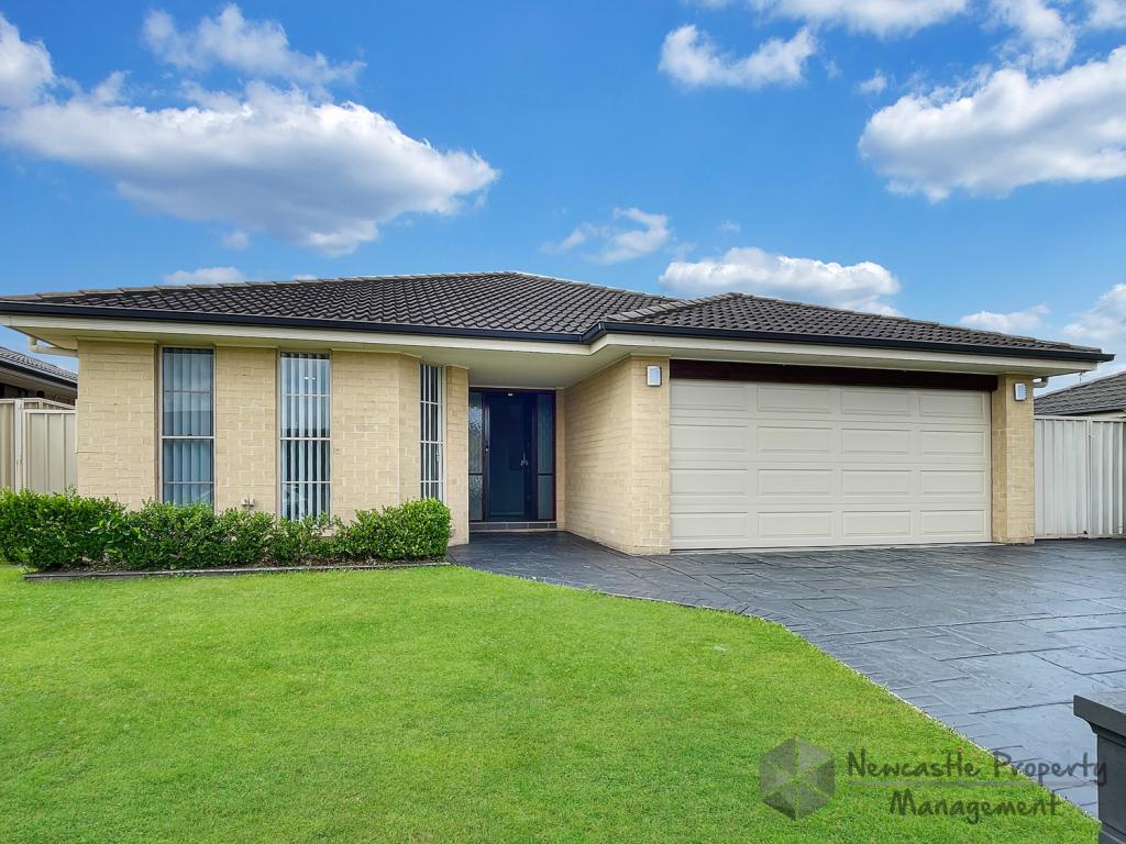 18 Strutt Cres, Metford, NSW 2323