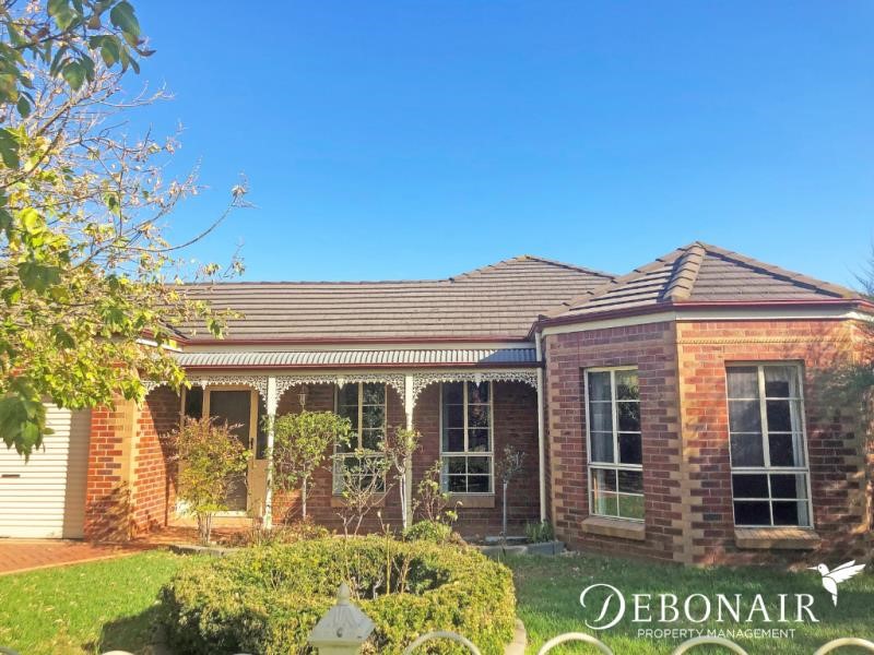 4 PERCY JONES CT, HIGHTON, VIC 3216