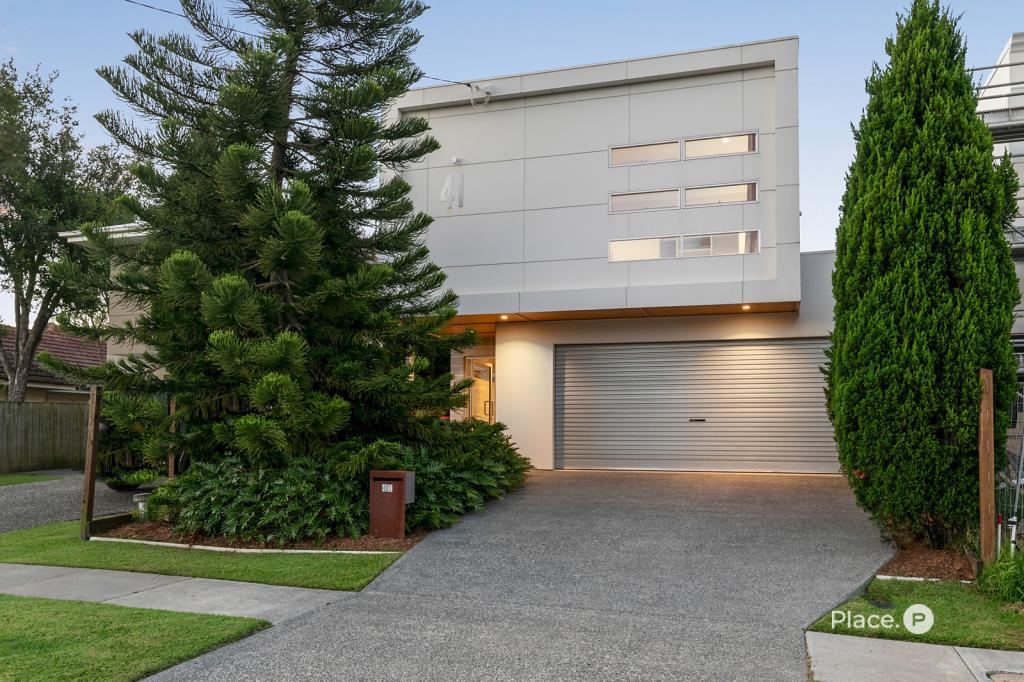 41 Camelot St, Tennyson, QLD 4105