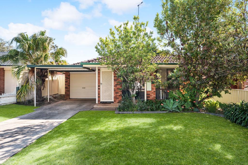18 Cusack Cl, St Helens Park, NSW 2560