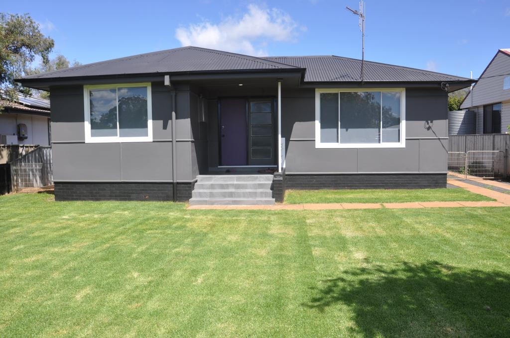 93 Monaghan St, Cobar, NSW 2835