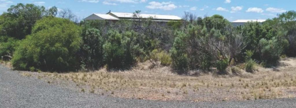 15 SHEARWATER WAY, THOMPSON BEACH, SA 5501