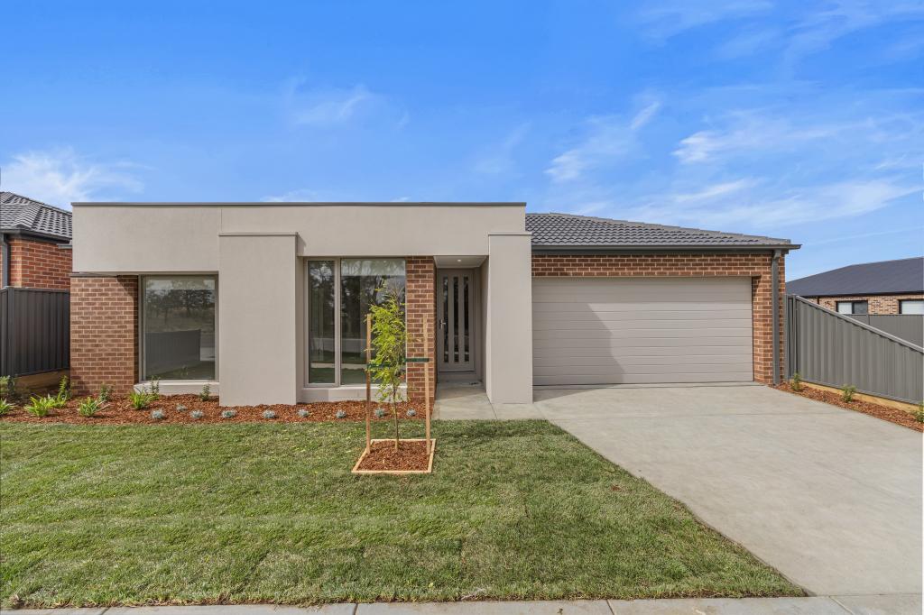 34 Thurling Pde, Lucas, VIC 3350
