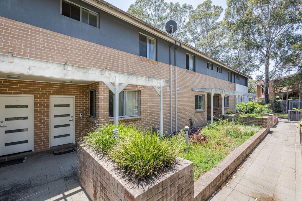 35/100 Kenyons Rd, Merrylands West, NSW 2160