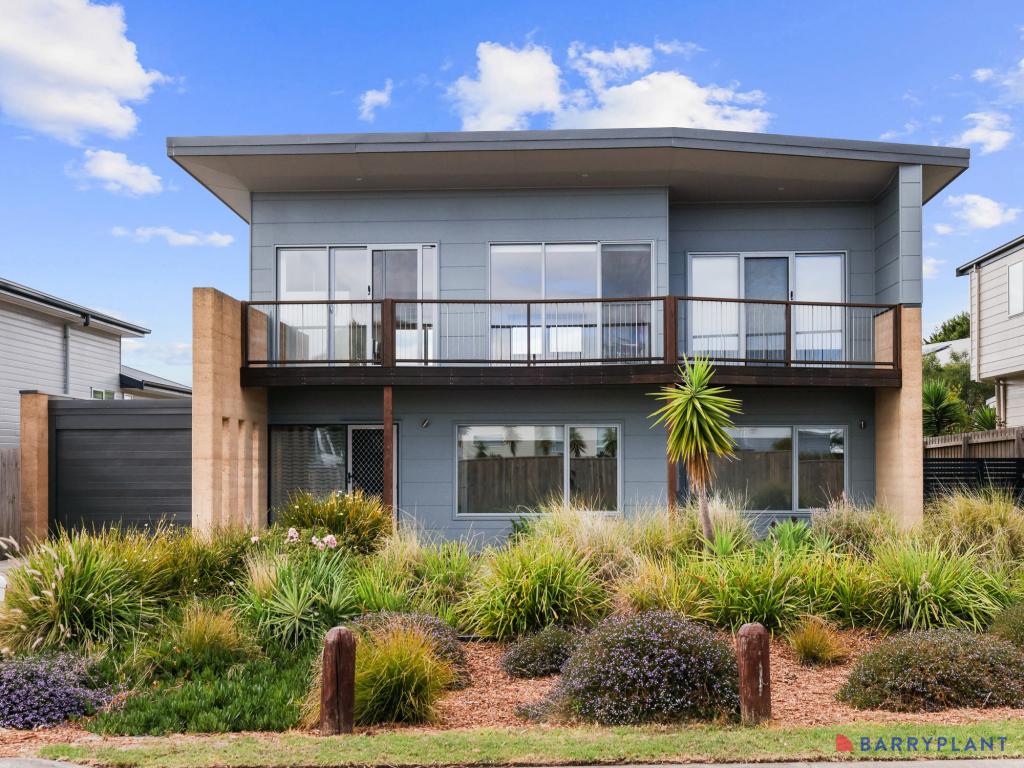 34 Moorings Pl, Corinella, VIC 3984