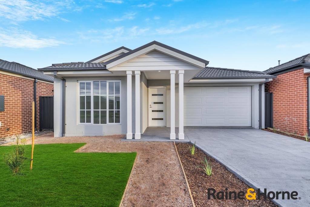 19 Talc St, Cranbourne East, VIC 3977