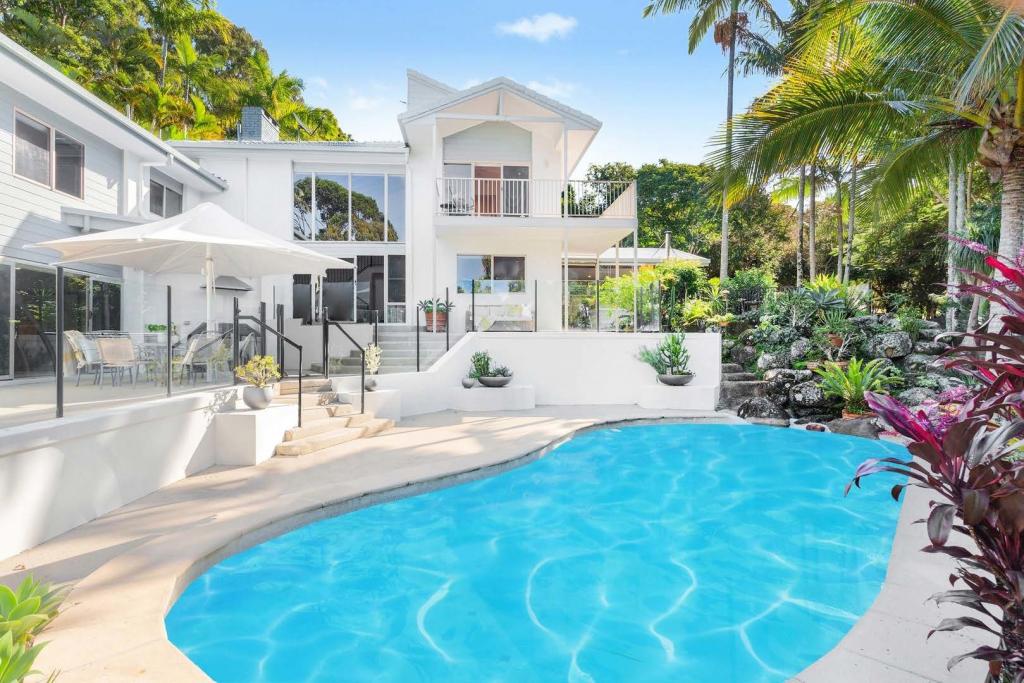 127 DIXON RD, BUDERIM, QLD 4556