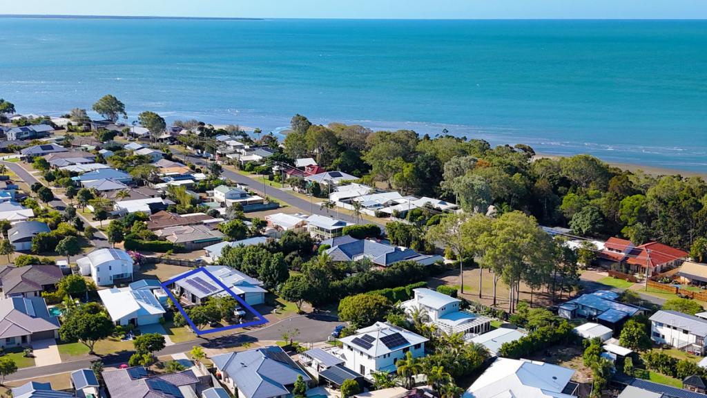 1/10 Beachside Ct, Toogoom, QLD 4655