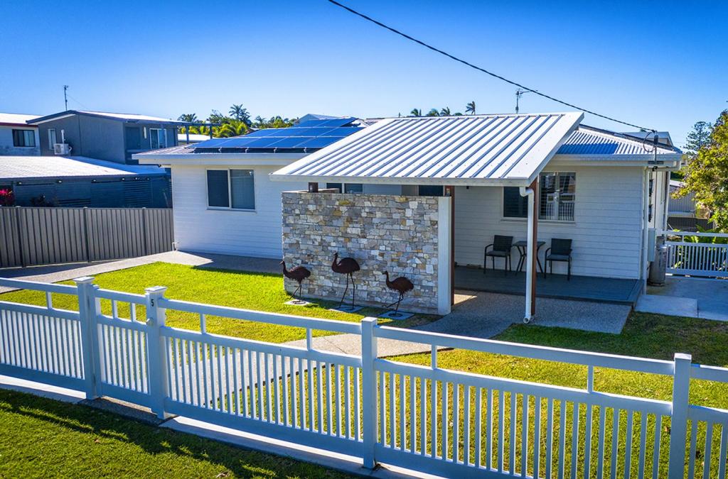 5 Evelyn St, Zilzie, QLD 4710