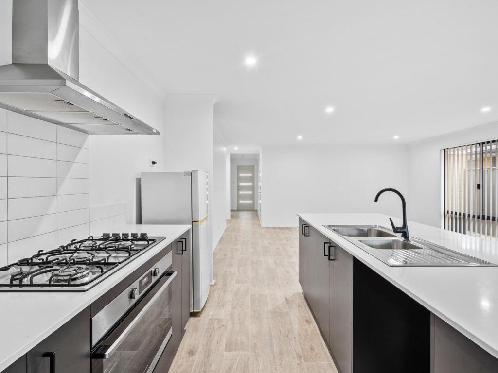 31 Landor St, South Yunderup, WA 6208