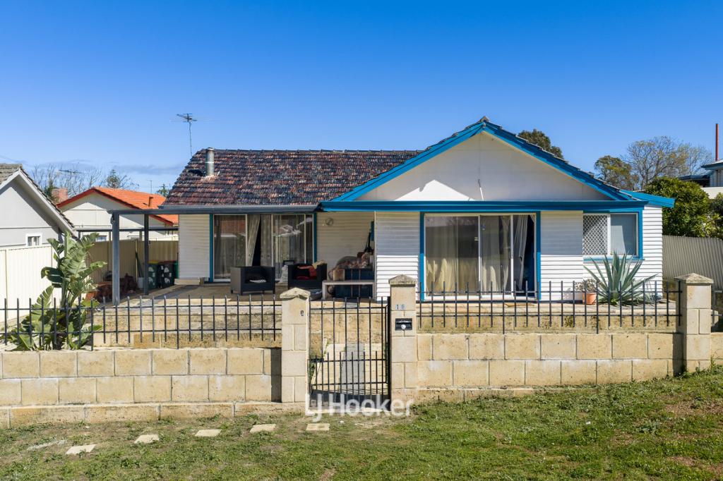 18 Absolon St, Carey Park, WA 6230