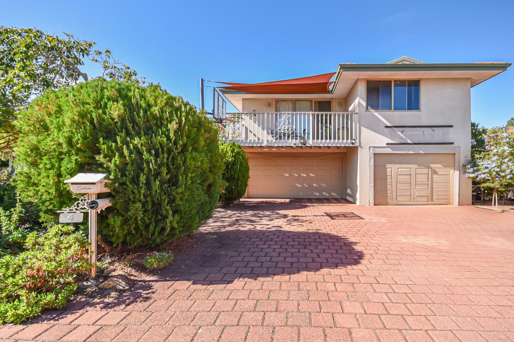 4 Carnegie Pl, Greenfields, WA 6210