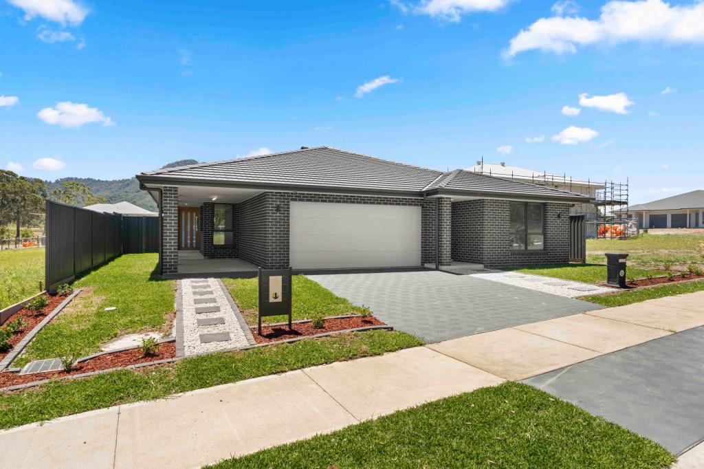 36 Corymbia Way, Badagarang, NSW 2540