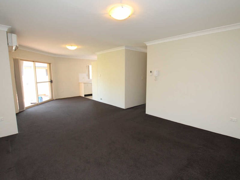 5/30 Memorial Ave, Merrylands, NSW 2160