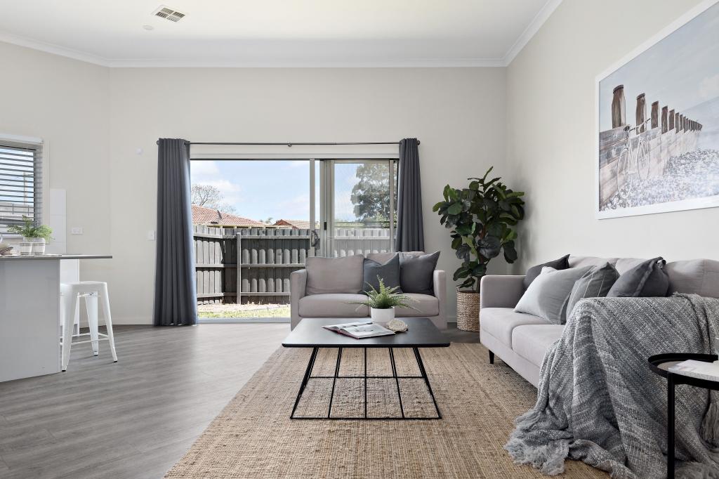 2/12 Golden Ct, Frankston North, VIC 3200