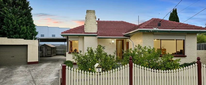 5 Susan Ct, Cheltenham, VIC 3192