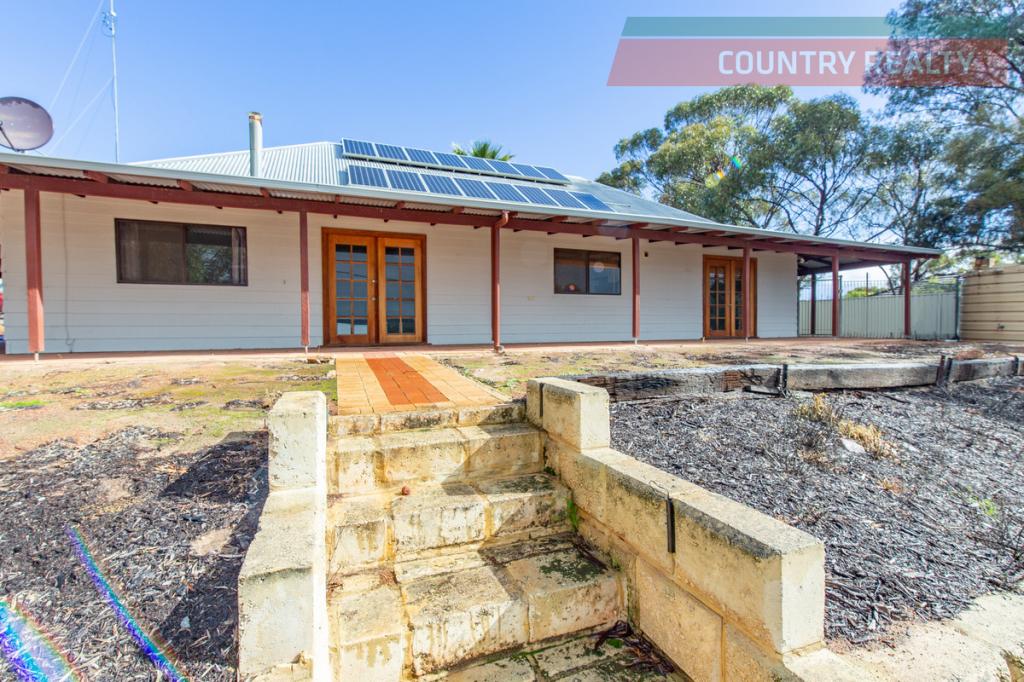 3 COOK ST, NORTHAM, WA 6401