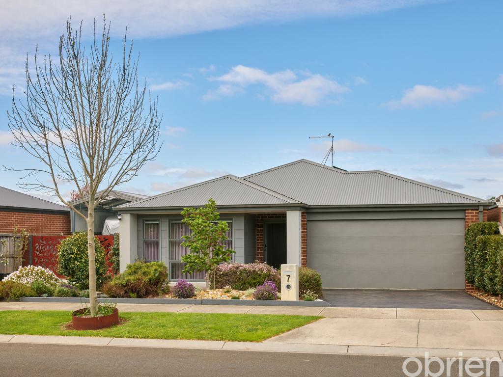 7 Streeton Dr, Warragul, VIC 3820