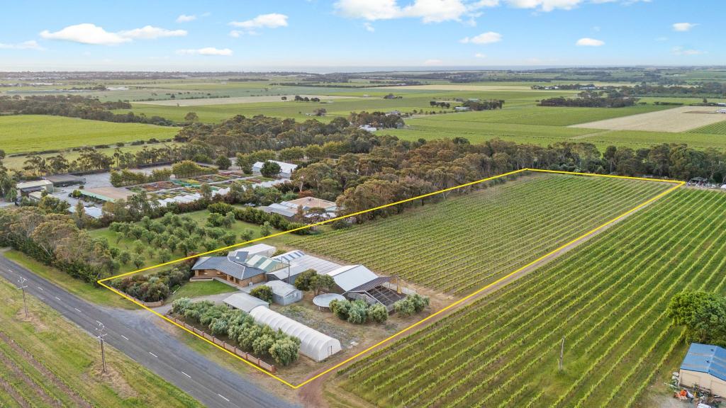 389 Hahn Rd, Sellicks Hill, SA 5174