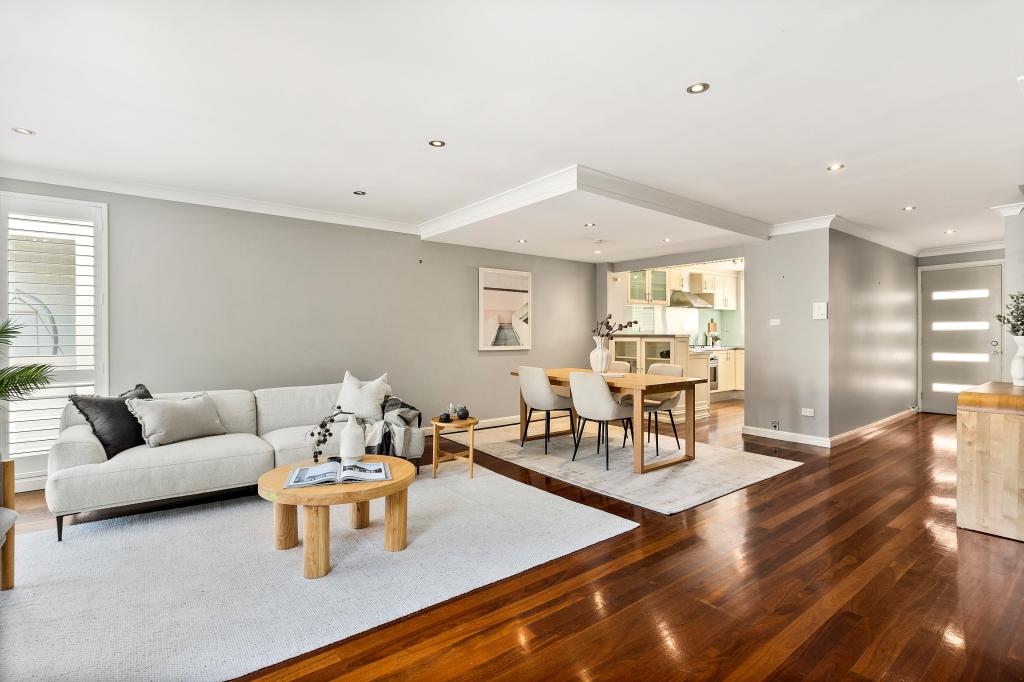 8/42 Smith St, Wollongong, NSW 2500