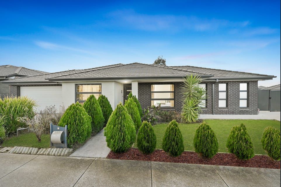 2 Dolcetto Dr, Berwick, VIC 3806