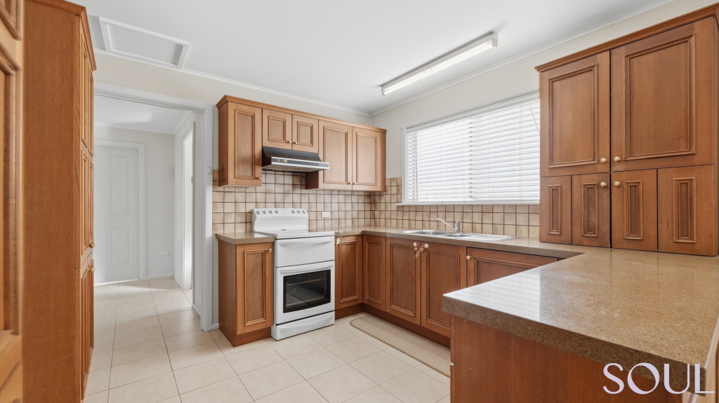 13 Boonah St, Griffith, NSW 2680