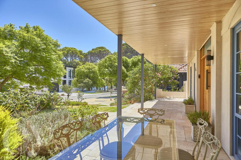 6a Phipps St, Bicton, WA 6157