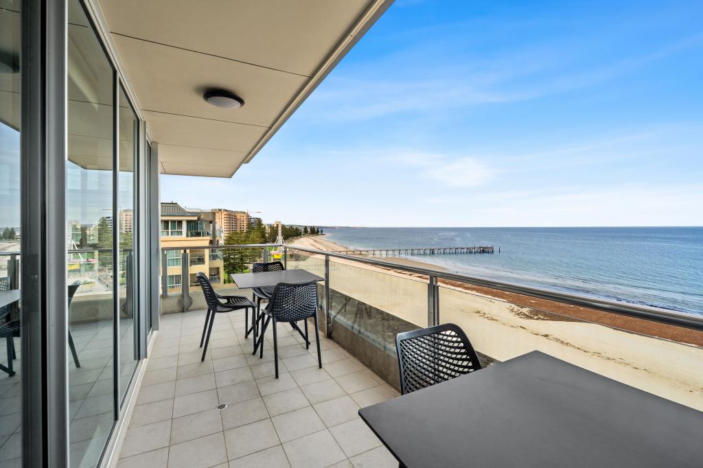 713/16 Holdfast Prom, Glenelg, SA 5045