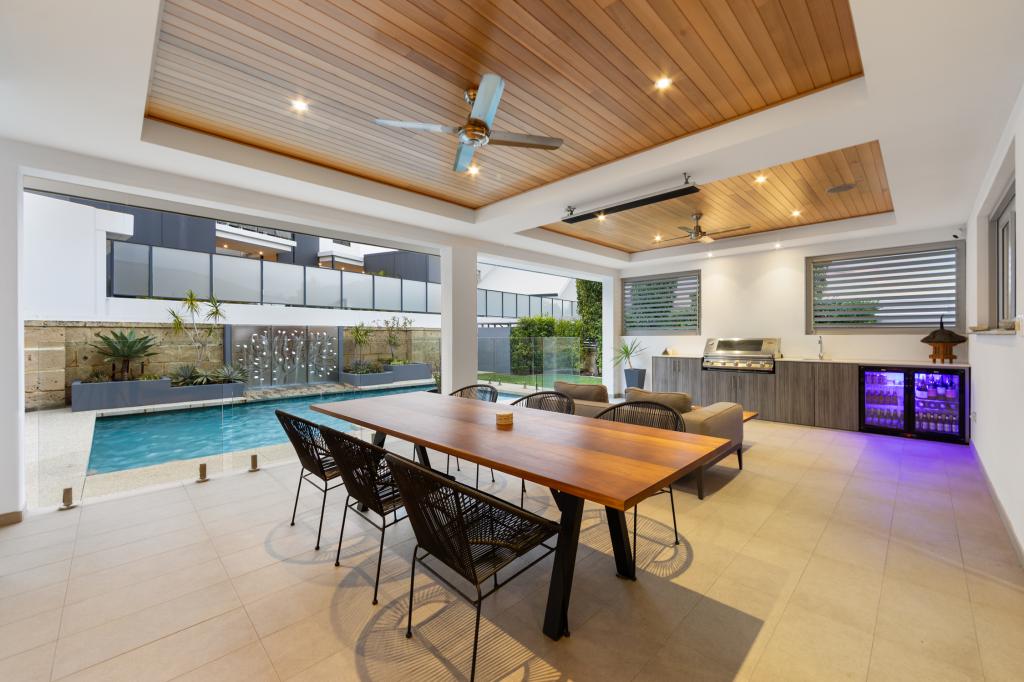1 Curacao Lane, Hillarys, WA 6025
