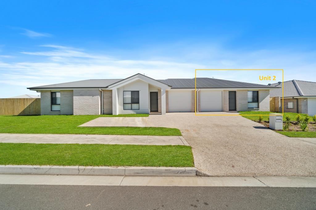 2/8 SUGAR MAPLE PL, PARK RIDGE, QLD 4125