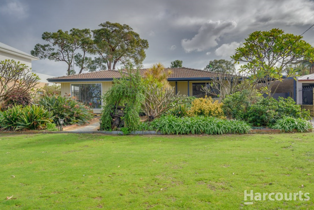 4 Ninda St, Coodanup, WA 6210