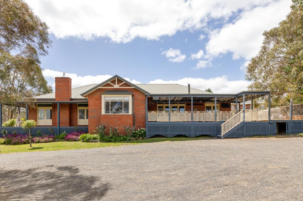 37 BADEN DR, WANDONG, VIC 3758