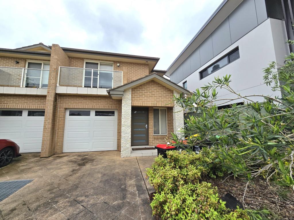 22a Greenleaf St, Constitution Hill, NSW 2145