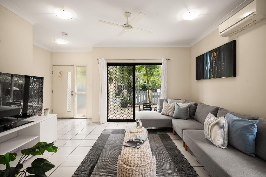 1/34 Warren St, St Lucia, QLD 4067