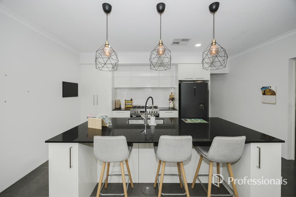 3 Ashville Gra, Henley Brook, WA 6055