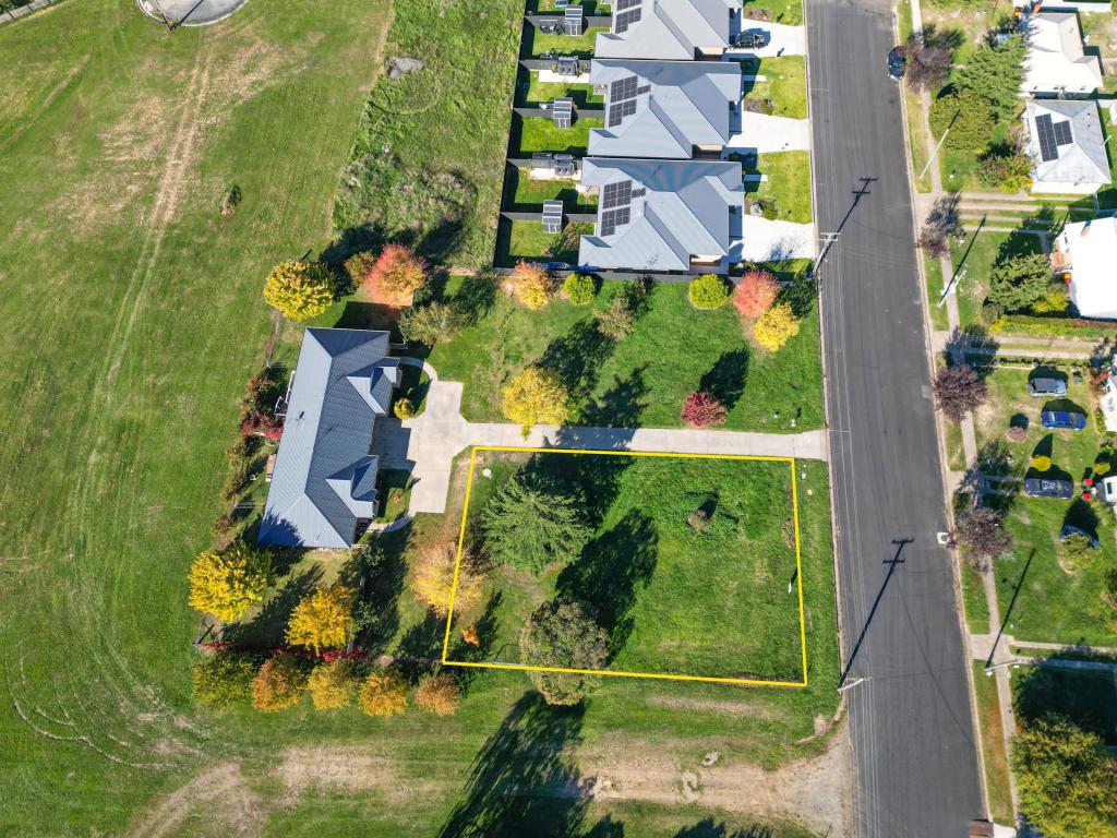 9c Frape St, Blayney, NSW 2799