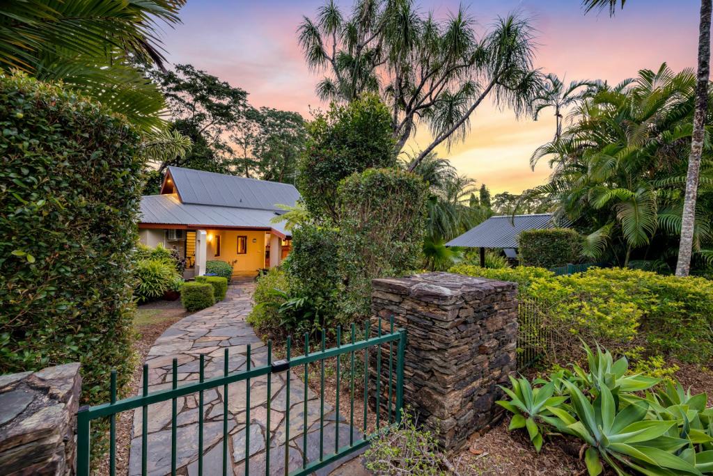 12 Morris St, Freshwater, QLD 4870