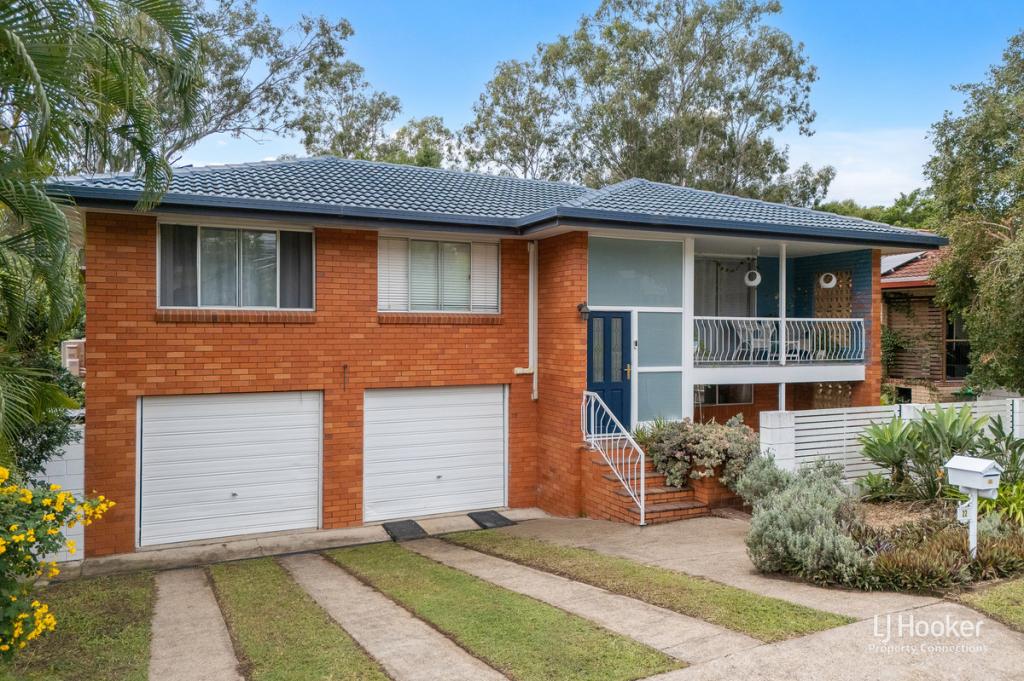 22 Bunya Park Dr, Eatons Hill, QLD 4037
