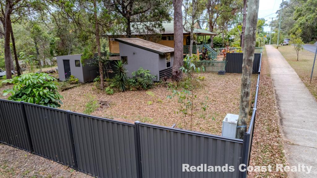 110 Lucas Dr, Lamb Island, QLD 4184